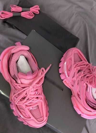 Tracks Pink sneakers