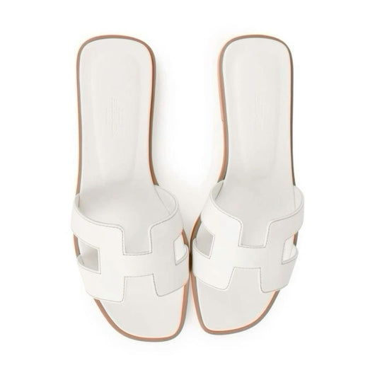 it girl white sandals
