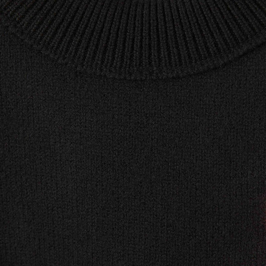 CHEST DETAIL KNIT