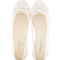 WHITE TEXTURED BALLERINA FLATS