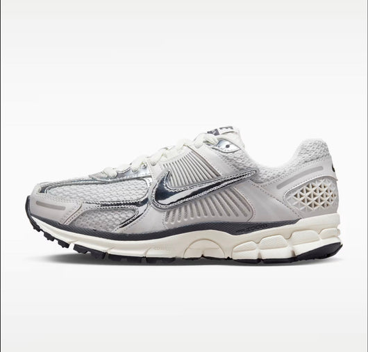 VOME SILVER SNEAKERS