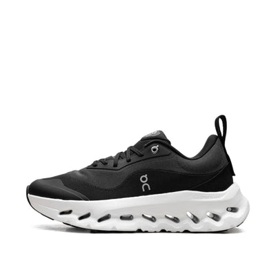 ON X LWE BLACK WHITE SNEAKERS