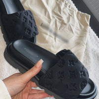 LV PILLOW MULE BLACK