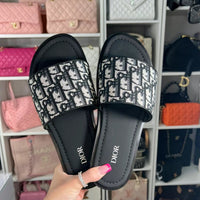 Christy black sandals