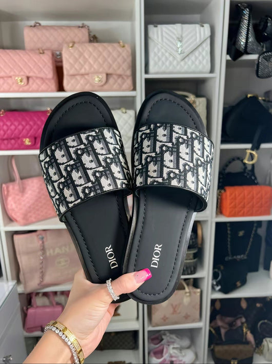 CD black sandals