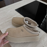 UGG TAZZ BEIGE
