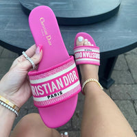 Christy sandals neon pink