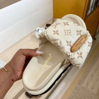 PILLOW MULES WHITE