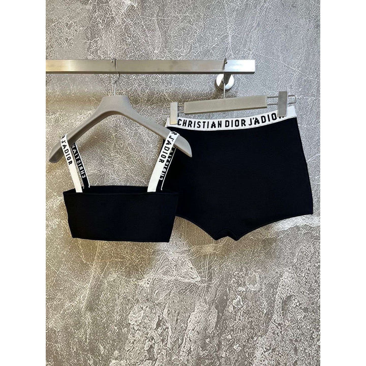 CD SET SHORT BLACK AND WHITE