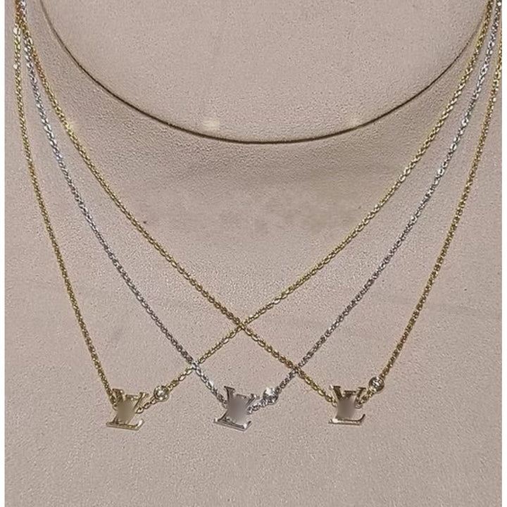 LV Necklace with diamond
