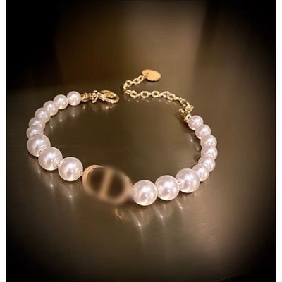 CD Pearl bracelet