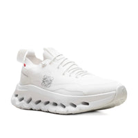 ON X LWE ALL WHITE SNEAKERS