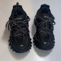 Tracks Black sneakers