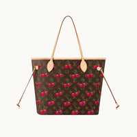 NIE VOLLE KIRSCHTASCHE